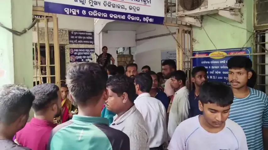 Tension erupts at District Headquarters Hospital in Bhadrak 