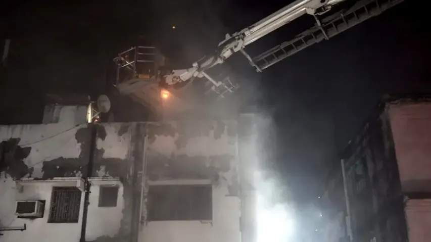 Death toll in Kolkata hotel blaze rises to 15