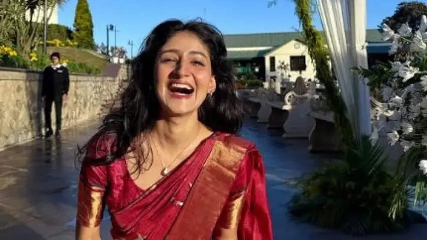 India’s youngest IAS officer gave up her phone for 3 years to crack UPSC