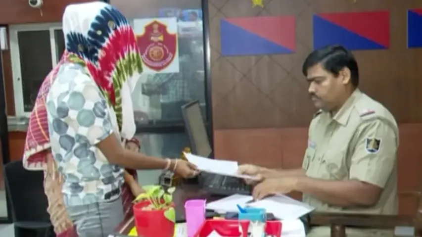 Acid attack attempt on woman foiled in Bhubaneswar