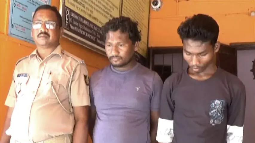 Country liquor smuggled in cold drink bottles in Odisha seized, two arrested