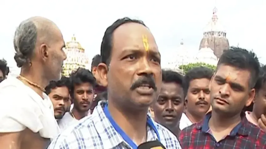 BSF personnel from Odisha seeks blessings of Lord Jagannath on Snana Purnima after India’s victory i