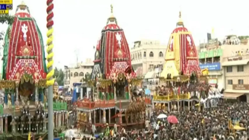 Three majestic chariots reach Gundicha Temple in Puri 