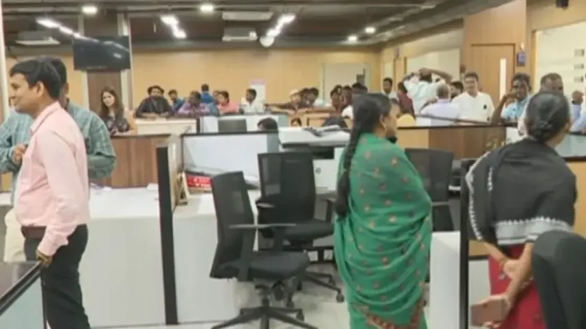 Assault on BMC official: Employees stage cease work, wear black-badge in protest 