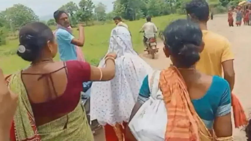 Odisha Anganwadi worker publicly harassed in kangaroo court for marrying outside her caste