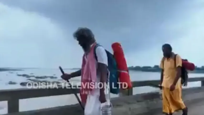 2 saints walk barefoot for over 90 days from Uttar Pradesh to Puri to seek Lord Jagannath’s blessing