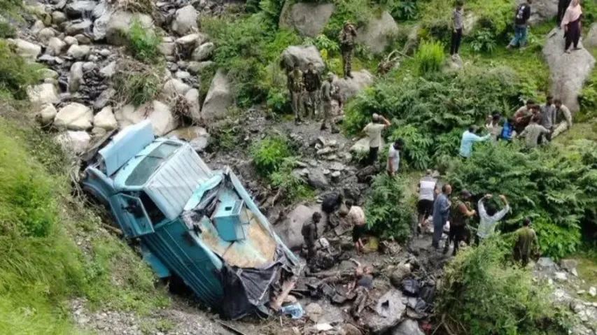 Vehicle falls into nallah in J-K's Udhampur, three CRPF jawans killed