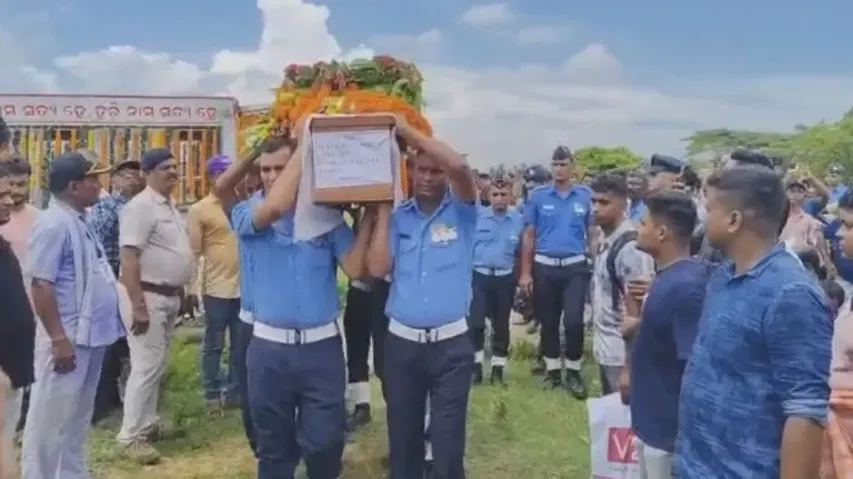 Indian Air Force jawan Swarajya Sahu laid to rest in Konark