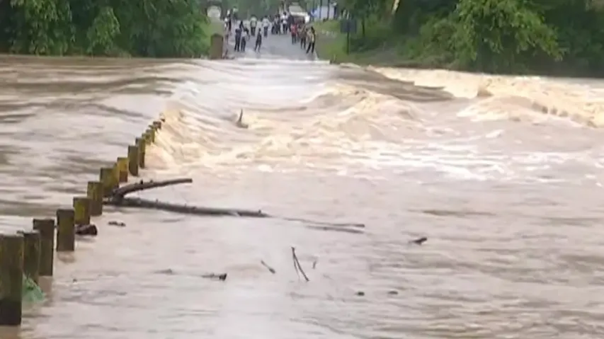 Schools shut, connectivity snapped in Odisha’s Malkangiri as rains submerge NH-326, bridges