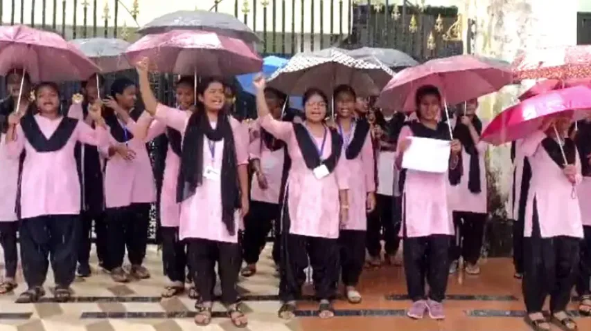 Students protest transfer of professor at Odisha’s Baripada women’s college
