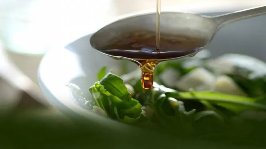 Reusing oil to fry food increases trans fats, causes heart diseases (Sept 29 is World Heart Day)