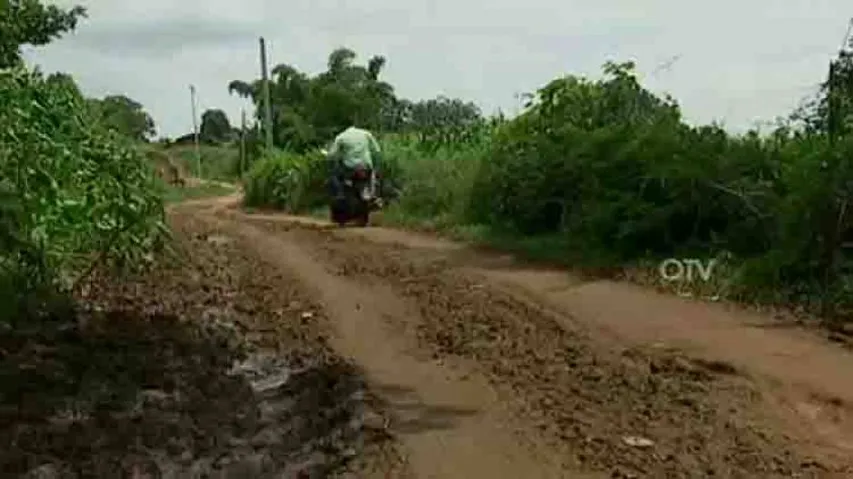 10,000 villages in Odisha still don't have roads!