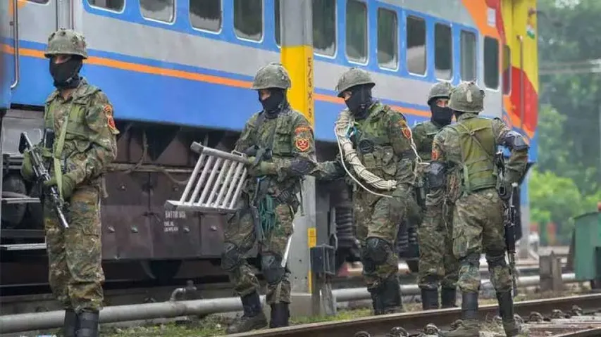 Goyal inducts first CORAS commandos in railways