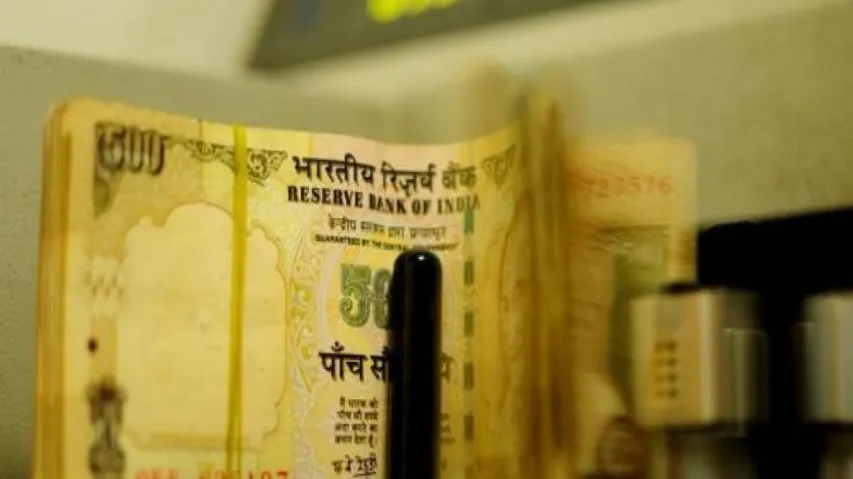 Rupee ends 10 paise higher at 62.41 vs USD ahead of Fed decision