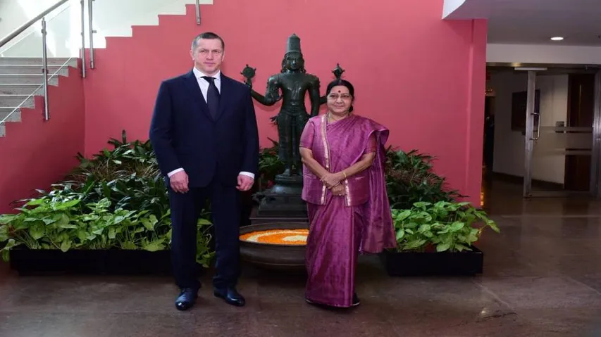 India, Russia discuss economic ties