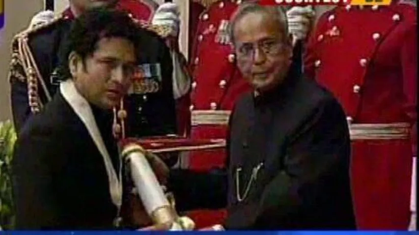 Sachin, Prof C N R Rao given Bharat Ratna