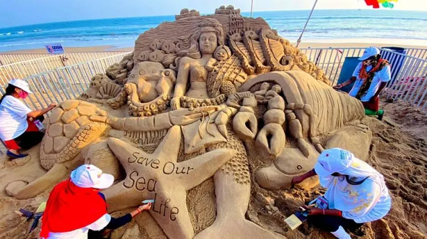 Konark: Stunning Sculptures In International Sand Art Festival Leave Crowd Awestruck