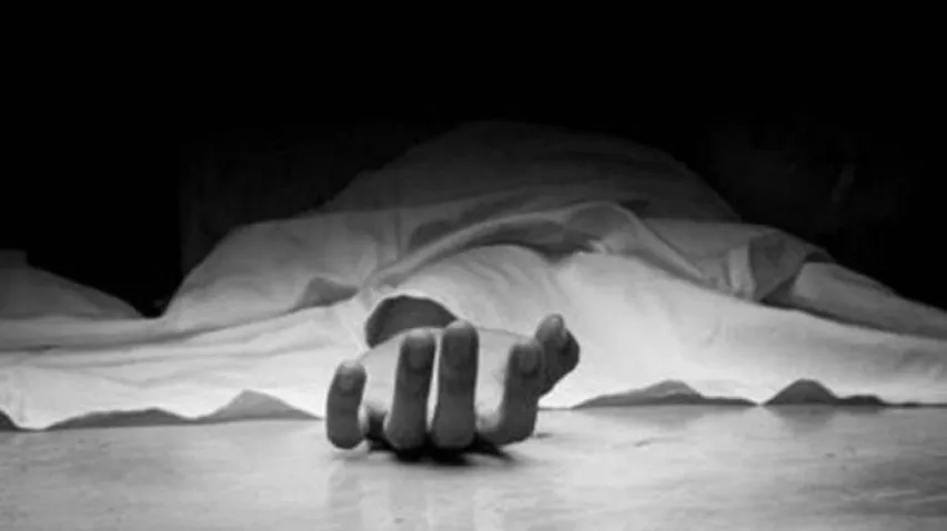7 die while cleaning septic tank in Gujarat hotel