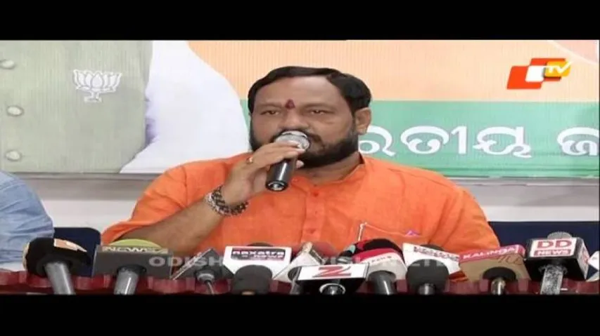 Stop all construction on Mahanadi, Naveen tells Raman Singh