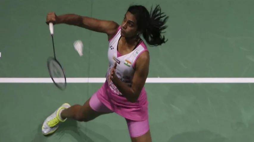 Superseries Finals: Shuttler Sindhu storms into final