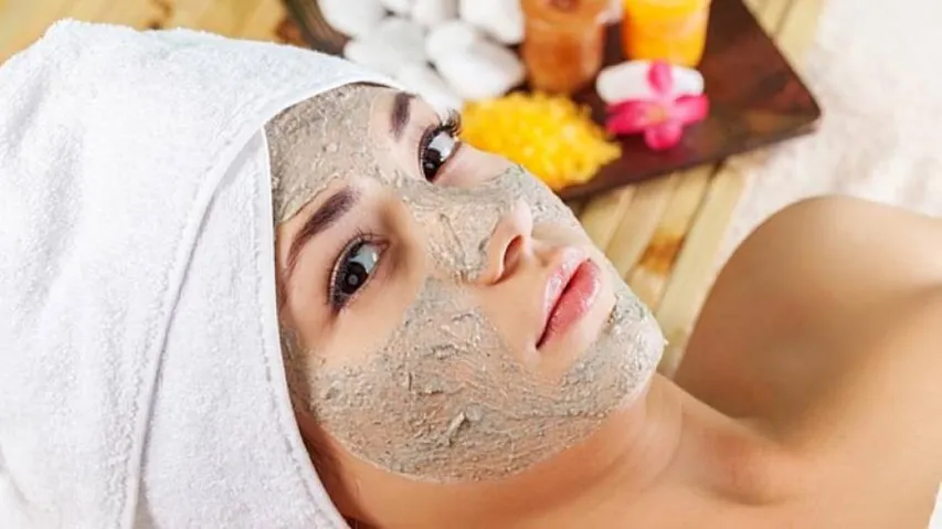 Six natural home remedies to get glowing skin