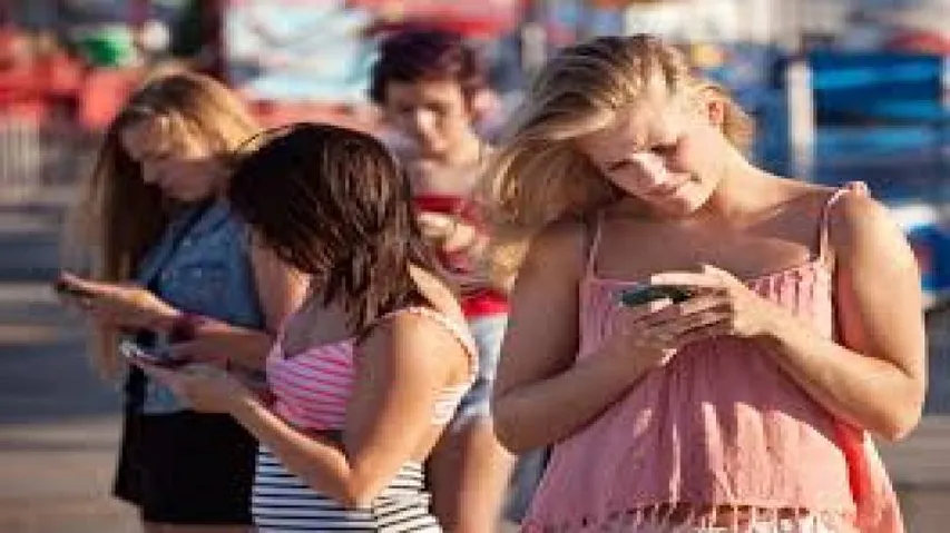 Smartphone addiction may create personal, social problems