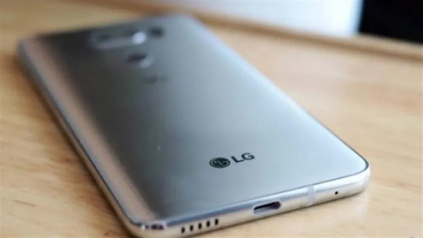LG's $1,830 smartphone to hit the shelves next month