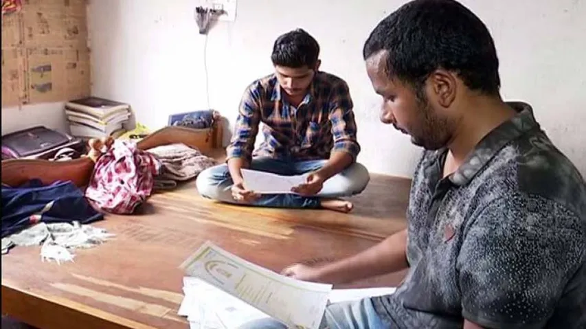 Conman With Conscience: Thieves In Odisha Return Stolen Certificates to Student