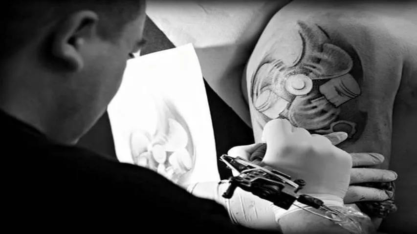 Toxic nanoparticles from tattoo ink can travel inside body