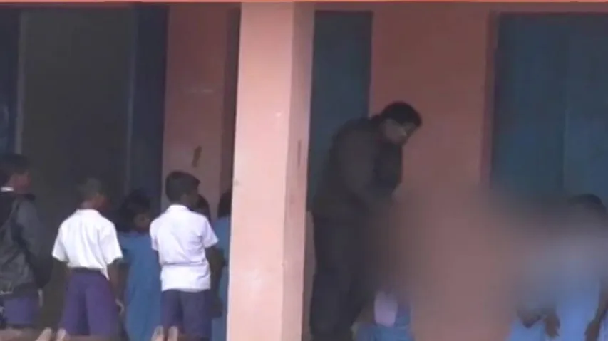 Students Made To Kneel On School Verandah, Thrashed By Odisha Teacher