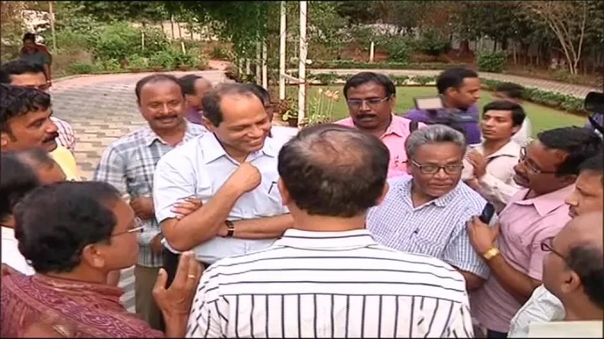 Teachers put stir on hold, to join +2 evaluation today