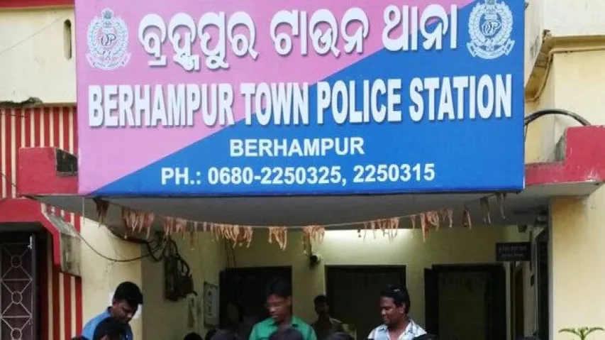 Seven suspected child lifters face mob fury in Berhampur