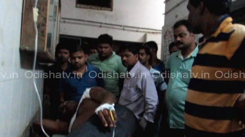 Truck driver shot at by bike-borne miscreants, injured