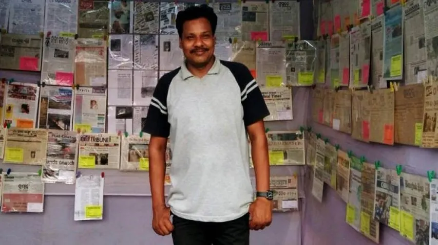 He takes newspaper way to get into Guinness Records