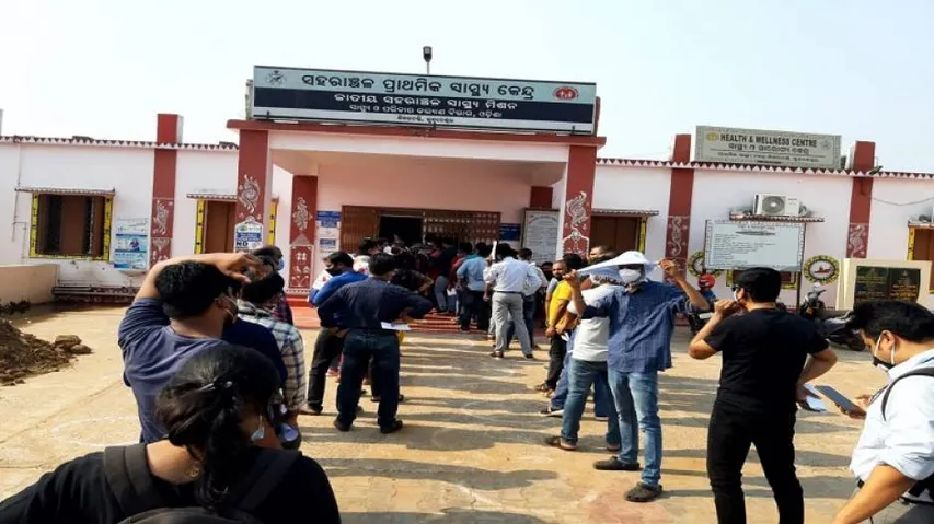 Third Phase Covid-19 Vaccination Kicks Off In Bhubaneswar