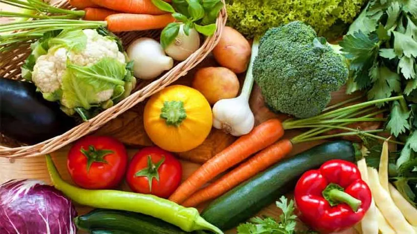 Diet Of An Average Indian Lacks Protein, Fruits & Vegetables