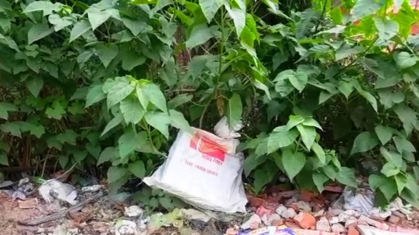 Patnagarh fear haunts: Smoky parcel triggers panic in post office