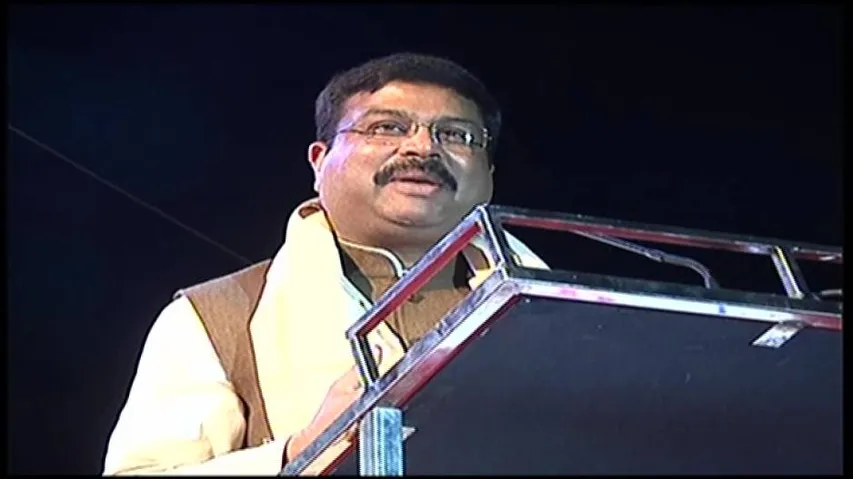 Dharmendra's praise for Lulu raises eyebrows