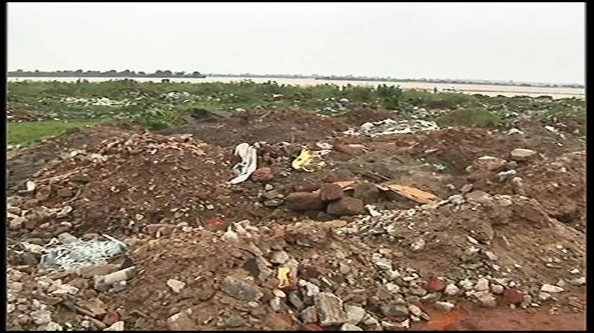 Admn moves to check garbage dumping on Mahanadi, Kathjori bed