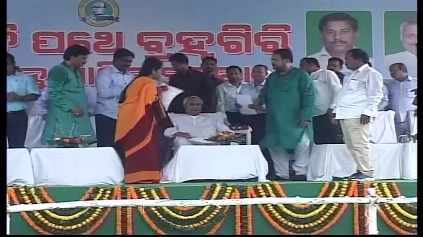 Naveen unveils developmental projects in Kakatpur, Brahmagiri