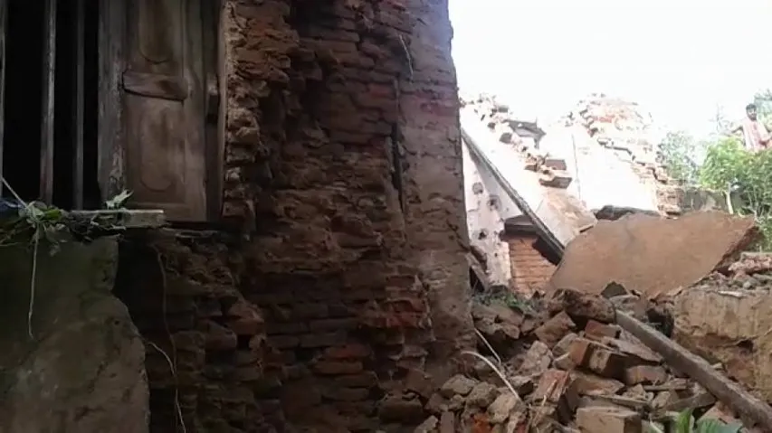 Close shave for Emar mutt staff as boundary wall caves in