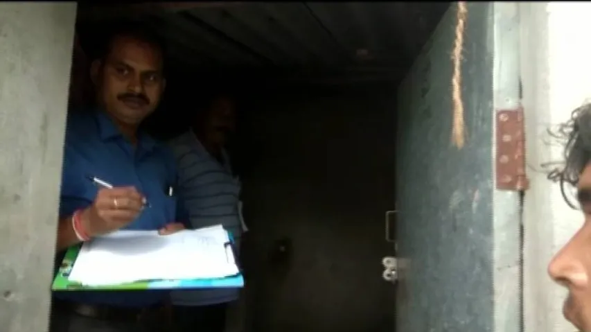 Youth’s body found hanging in neighbour’s toilet
