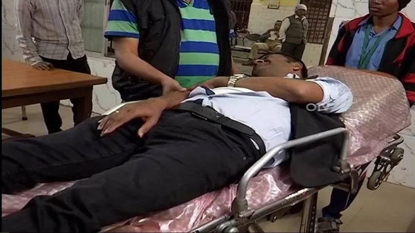 Sand artist Sudarsan Pattnaik injured after scuffle with youth at Konark fest