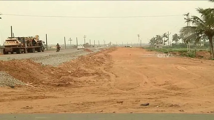 Road Safety: Odisha issues March 5 deadline for road repairs