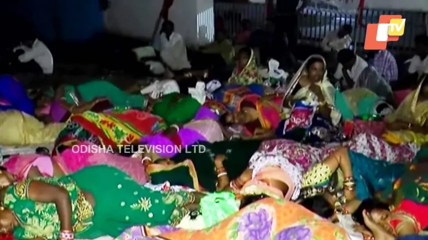 Retrenched workers continue stir for second day in Paradip