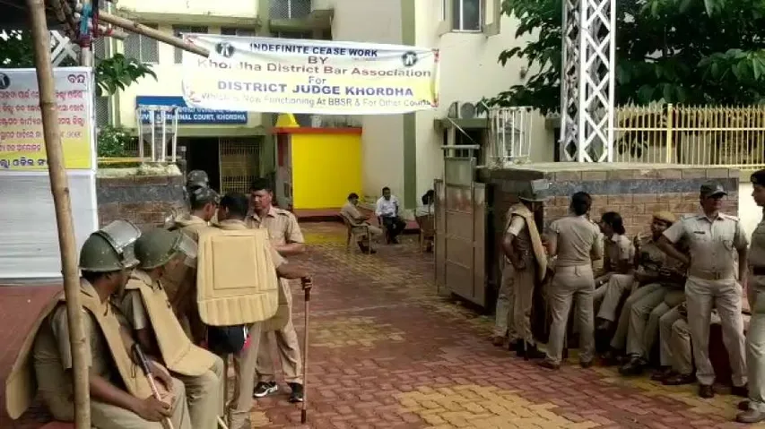 Security beefed up at Khurda court amid lawyers' protest