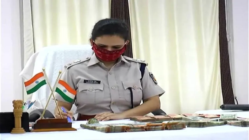 Two ‘Pahadi Cheetah’ Gang Members Nabbed In Odisha; 7 Pistols, Carbine Seized