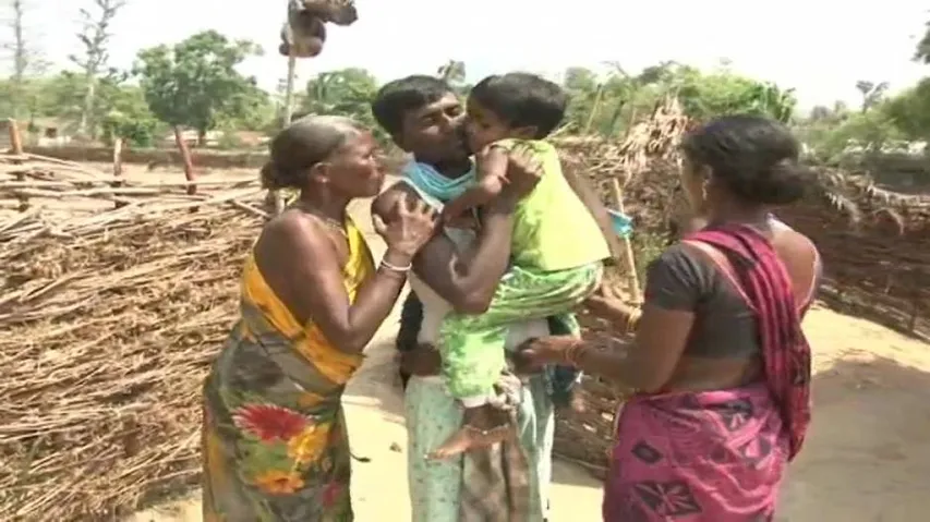 Chhattisgarh police releases 6 Malkangiri tribals