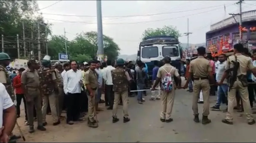 Anti reservation protests cripple life in various parts of Odisha