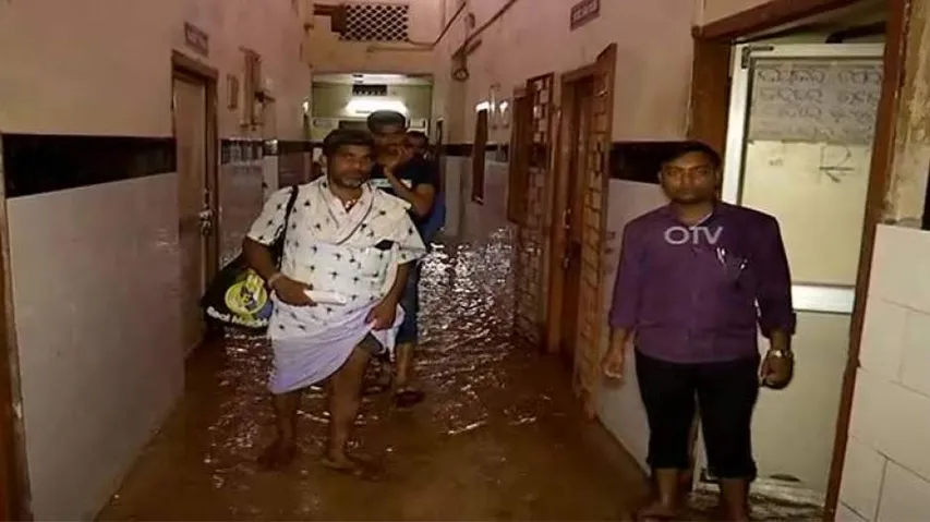 Cuttack SCB Hospital Flooded After Heavy Rains